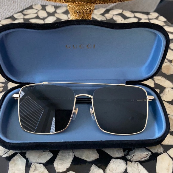 Gucci Other - Gucci Men sunglasses